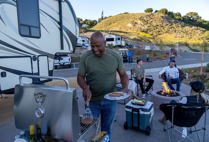 منتجع Flying Flags Avila Beach