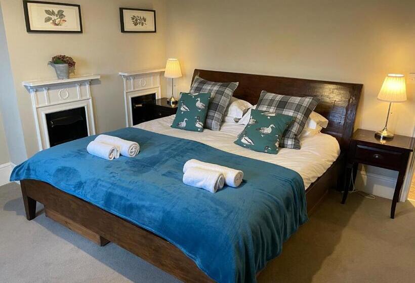 فندق صغير The Richmond Arms Rooms