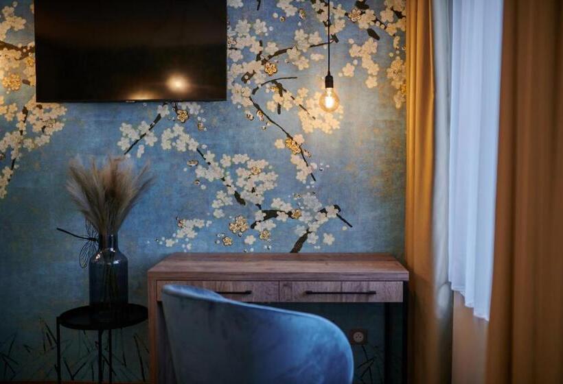 هتل Alfréd A Hermína