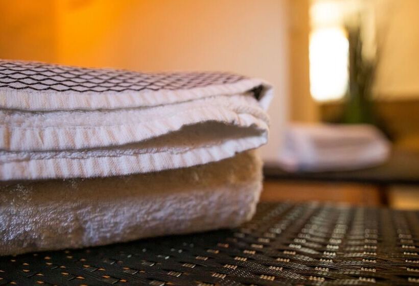 فندق Burg Gutenfels