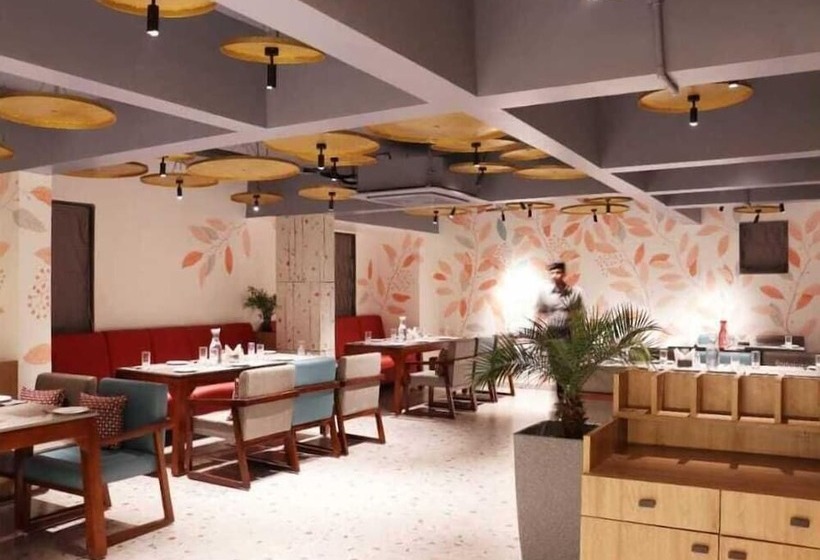 בית מלון כפרי Chitra Executive