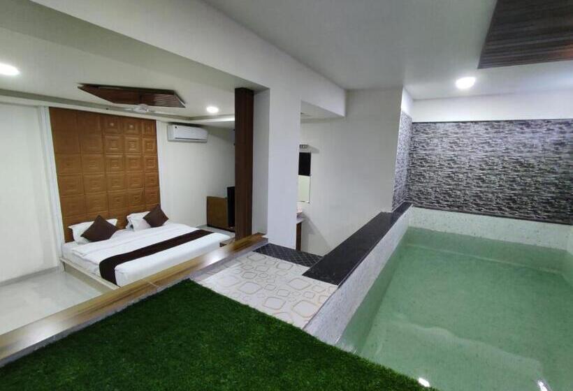 Hotelli Jurkis Kolhapur