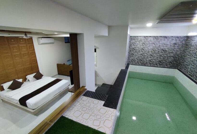 Hotelli Jurkis Kolhapur