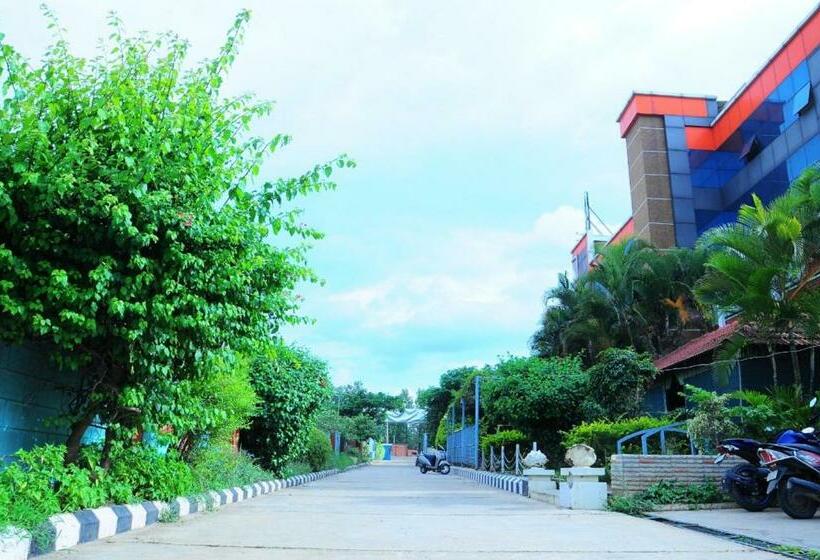 فندق Mak Residency