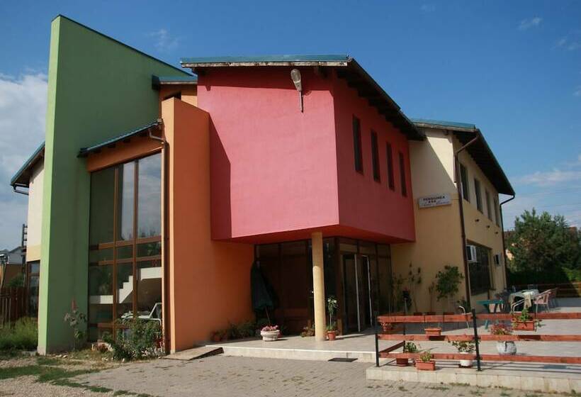 هتل Pension Ana Maria