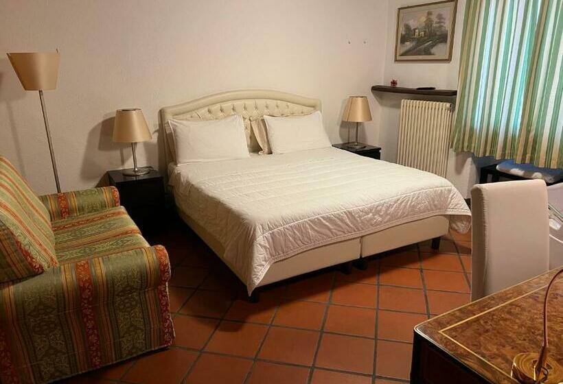 فندق Tenuta Valminier