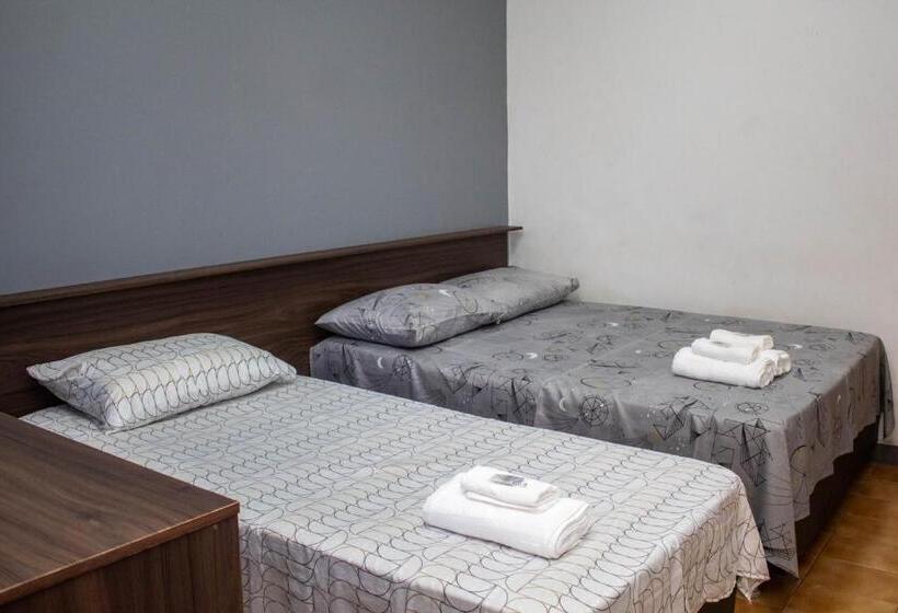 בית מלון כפרי Zazori