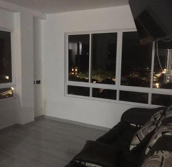 פנסיון Casa Toñita