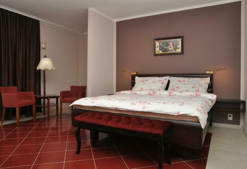 بنسيون Frikulin