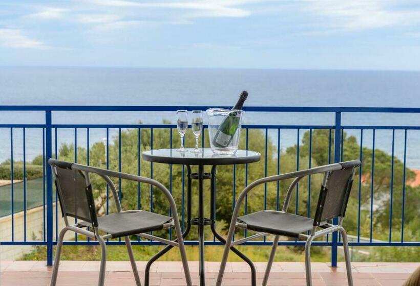 Пансион Habitacions Cau Del Llop