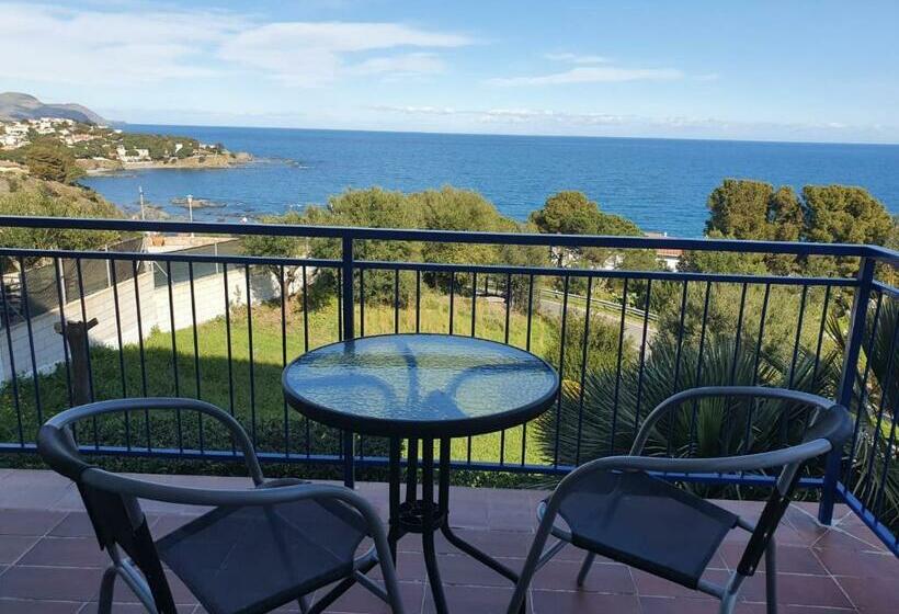 Пансион Habitacions Cau Del Llop