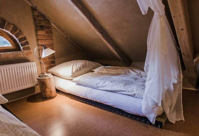 פנסיון Krasná Samota