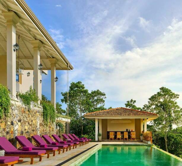 Пансион Villa The Divine