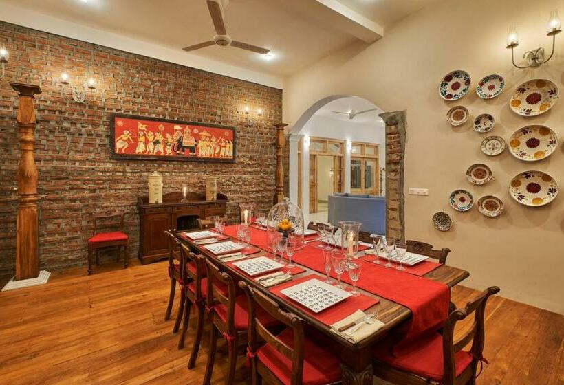 Пансион Villa The Divine