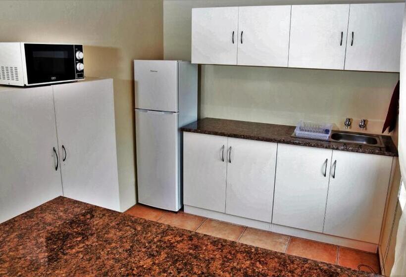 פנסיון The Sun Room