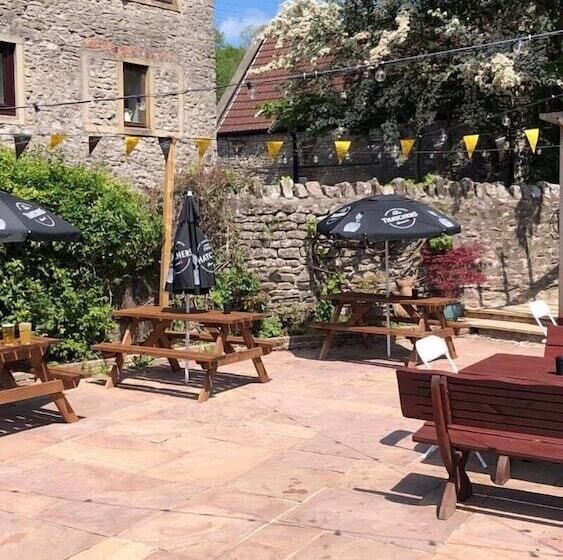 فندق صغير The Horseshoe Inn