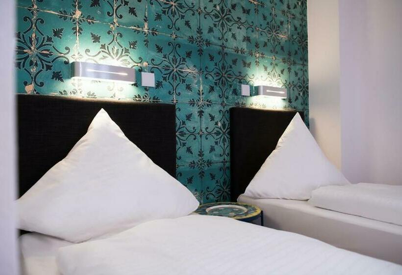 Aparthotel Villa Elon