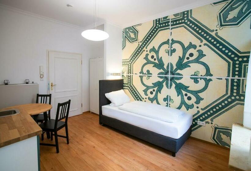 Aparthotel Villa Elon