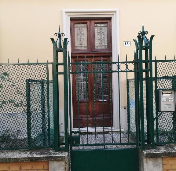 تختخواب و صبحانه Ricordo Del Mare