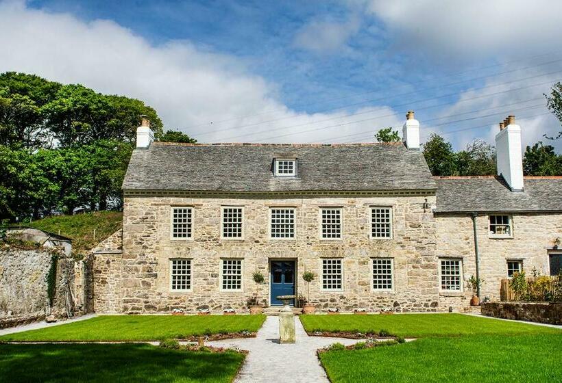 Cusgarne Manor Boutique B&b   Adults Only