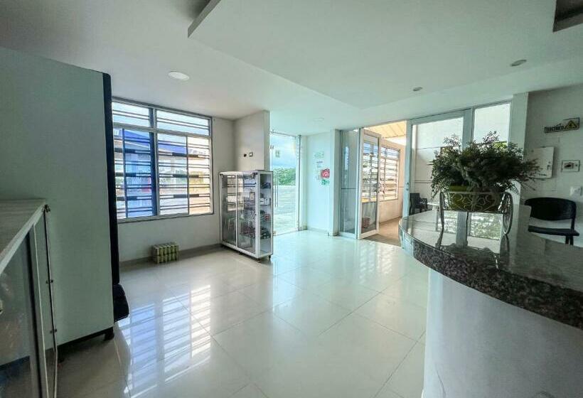 ホテル Acosta Castro