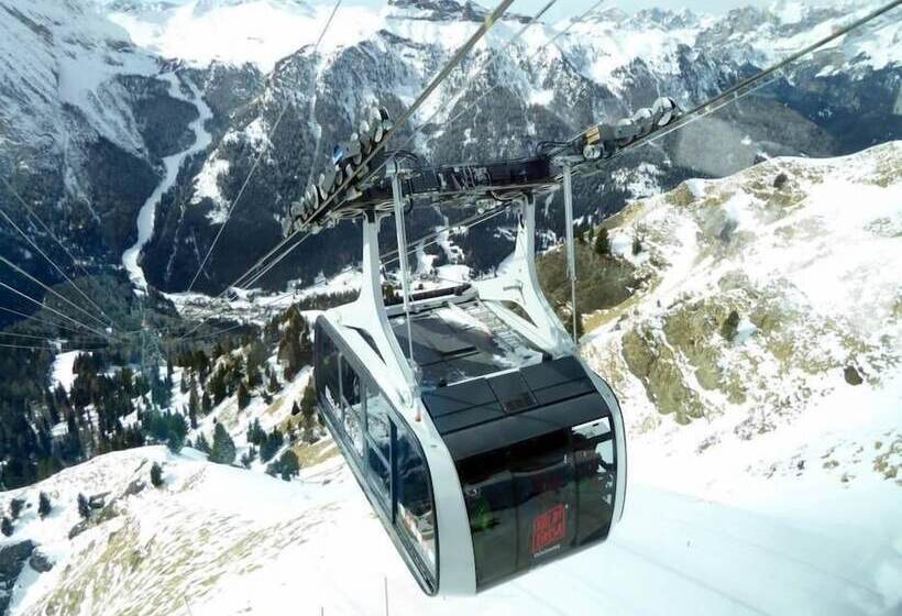 ホテル Chalet Queen