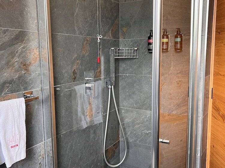 ホテル Chalet Queen