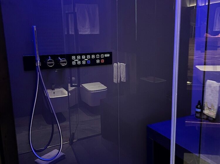 ホテル Chalet Queen