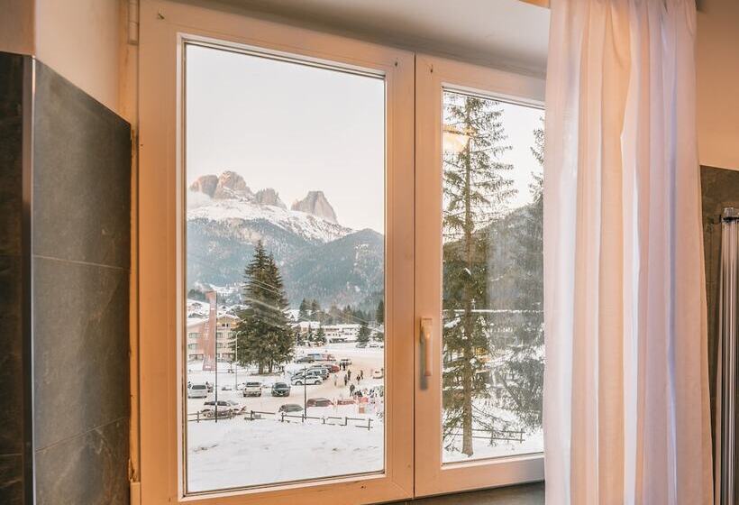 ホテル Chalet Queen