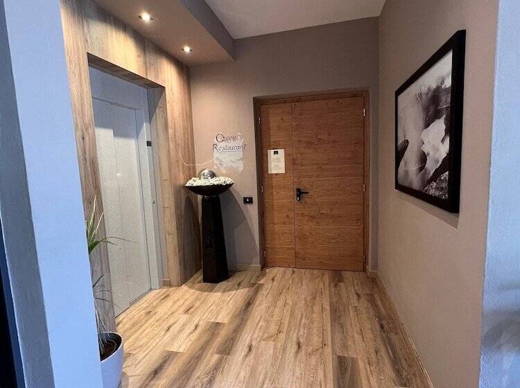 ホテル Chalet Queen