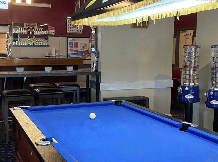 The Commercial Hotel Wallerawang