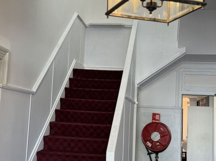 The Commercial Hotel Wallerawang