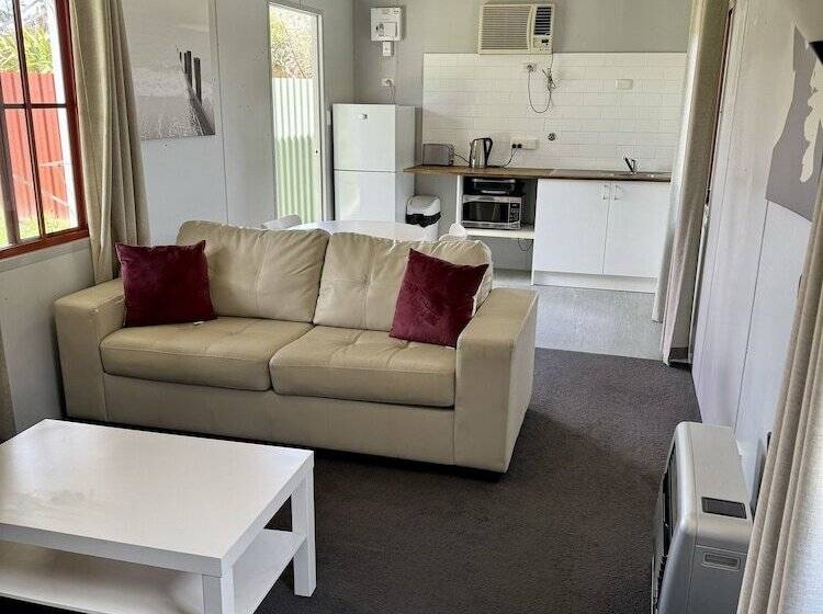 The Commercial Hotel Wallerawang