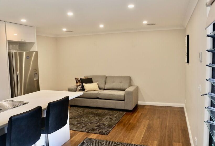 The Commercial Hotel Wallerawang