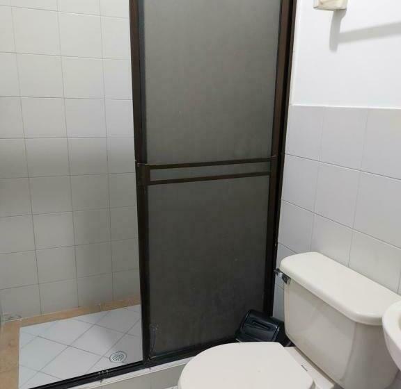 Отель Empresarial