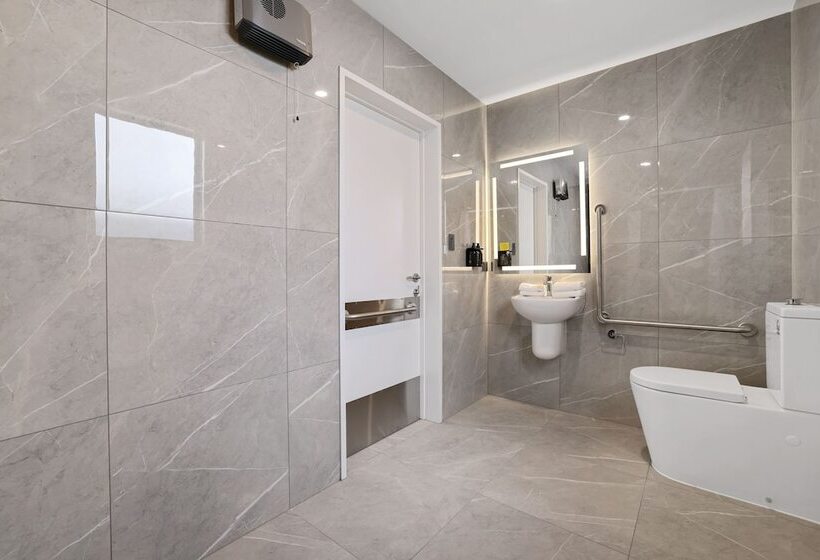 בית מלון כפרי Golden