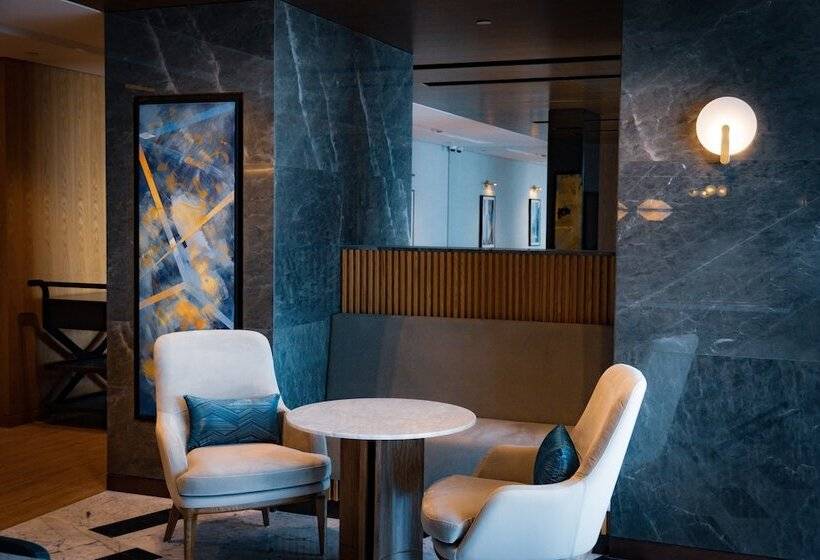 هتل Hilton Bahrain