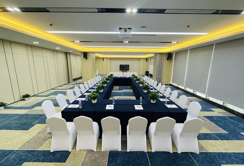 בית מלון כפרי Holiday Inn Express Nanchang Riverside, An Ihg