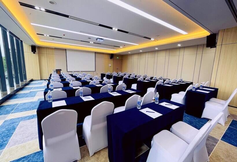 בית מלון כפרי Holiday Inn Express Nanchang Riverside, An Ihg