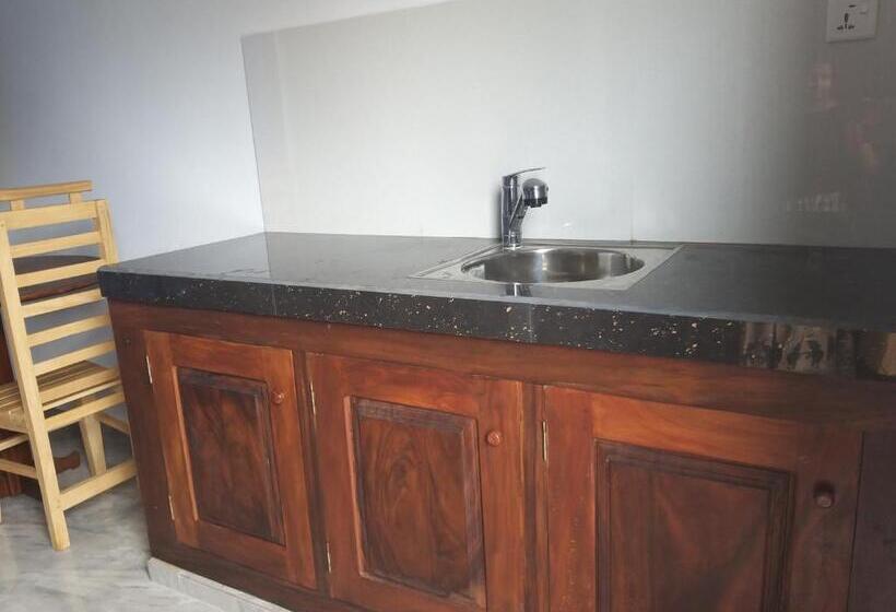 Отель Horizon Palace Kabalana