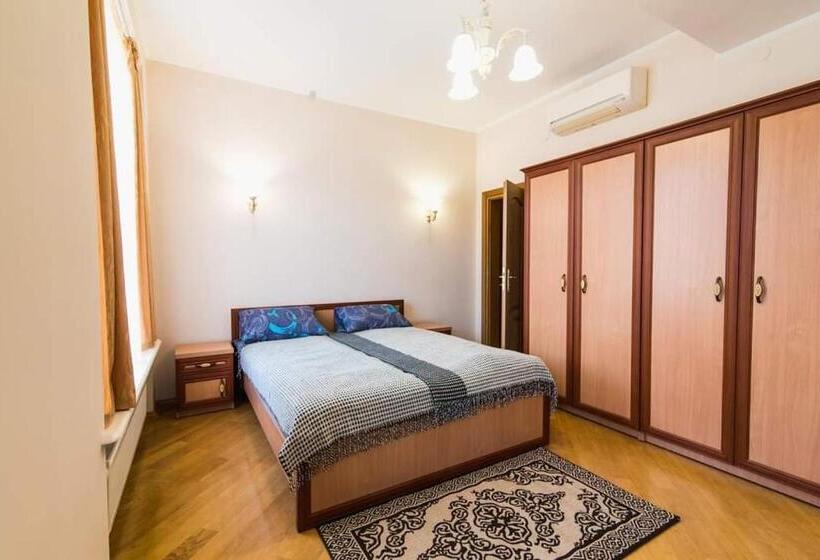 בית מלון כפרי Koncha Zaspa Spa