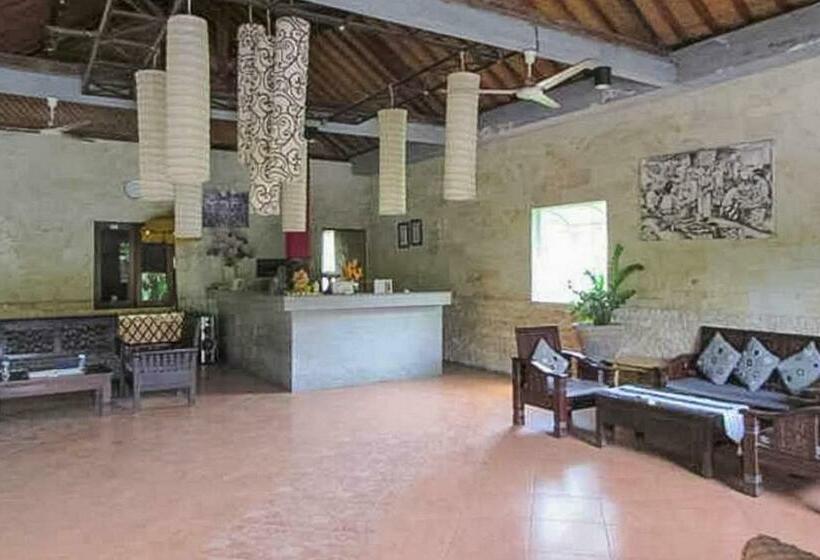 فندق Nadia Pansion & Cottage Gianyar