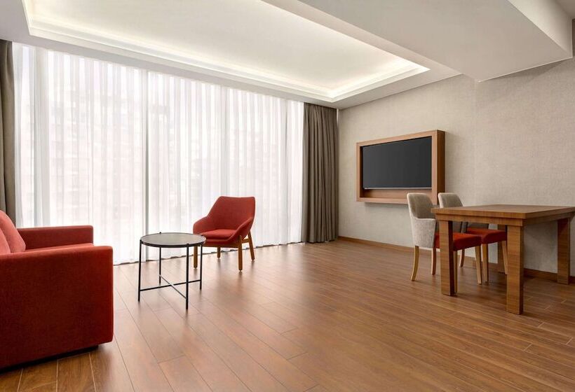 Отель Ramada By Wyndham Adiyaman