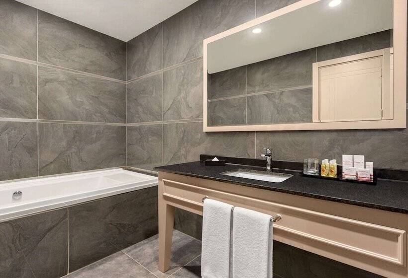 Отель Ramada By Wyndham Adiyaman