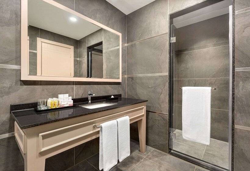 Отель Ramada By Wyndham Adiyaman