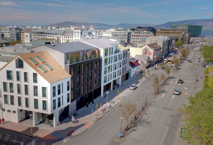 هتل Reykjavik Saga