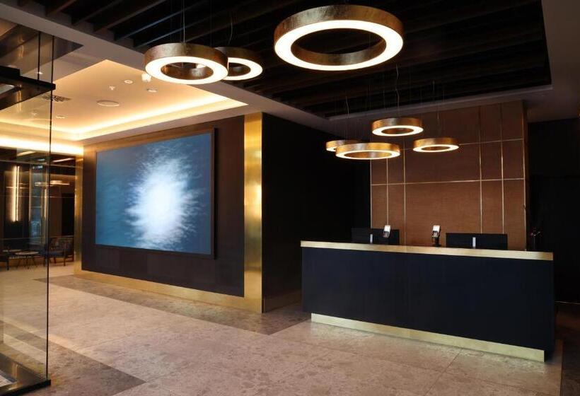 هتل Reykjavik Saga