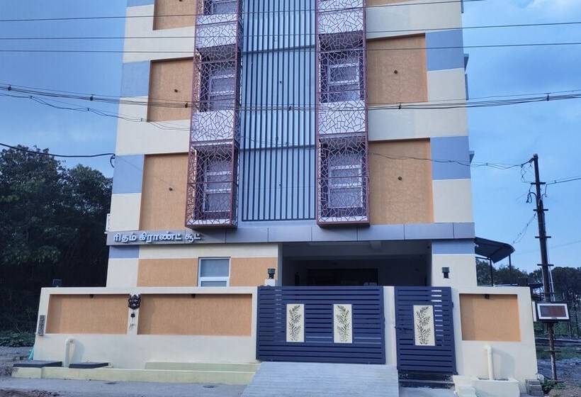 Отель Rhythm Grand Suite