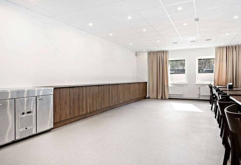 Sure Hotel Studio By Best Western Bromma