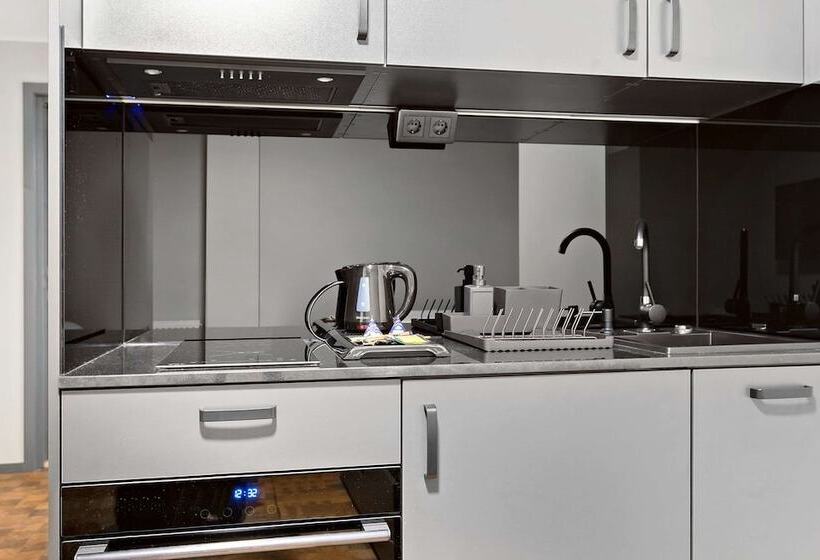 Sure Hotel Studio By Best Western Bromma